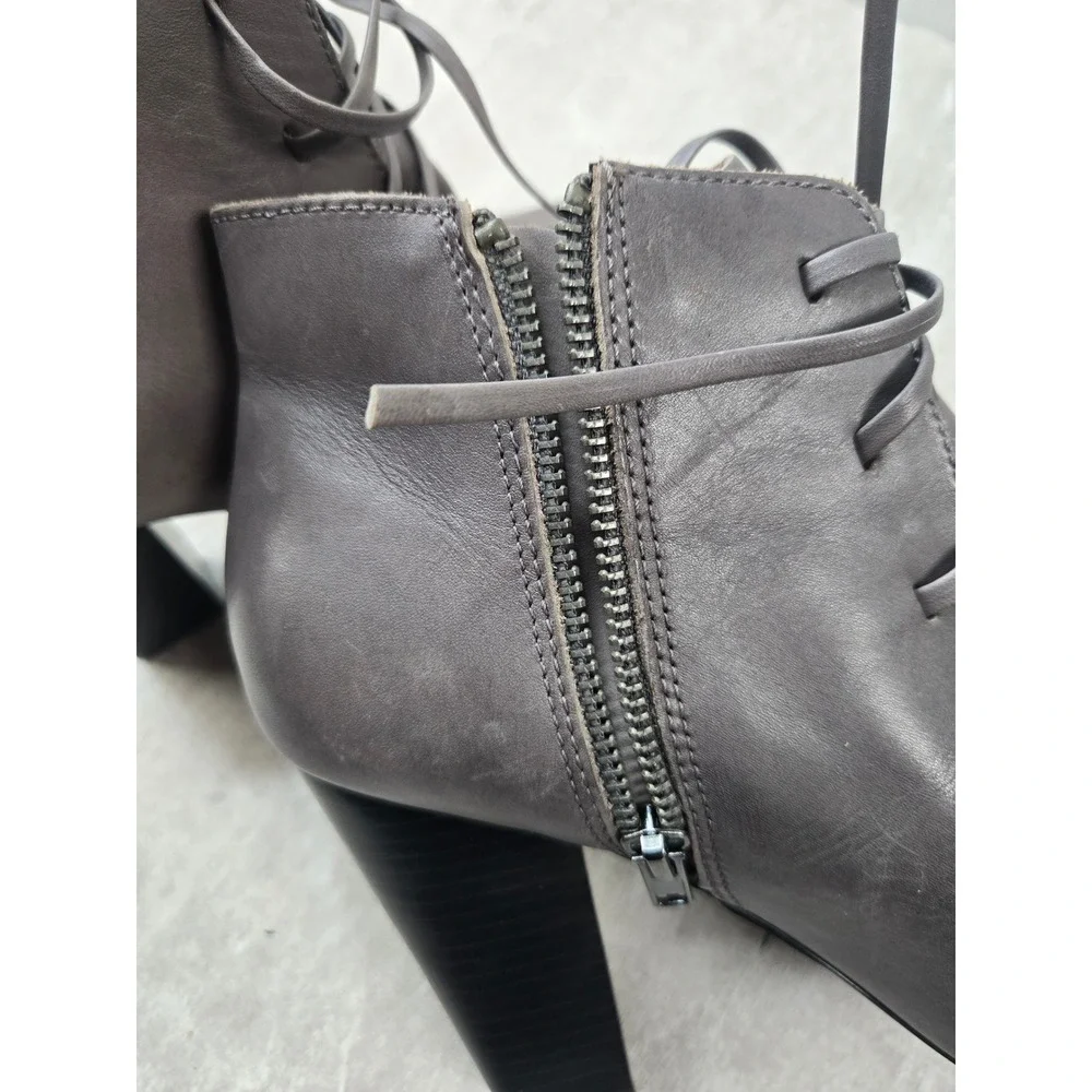 Steve Madden Lace Up Pointed Booties 8.5 Gray Leather Block Heel Boots Victorian